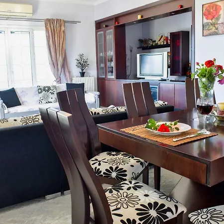 Anemos Holidays House 度假居